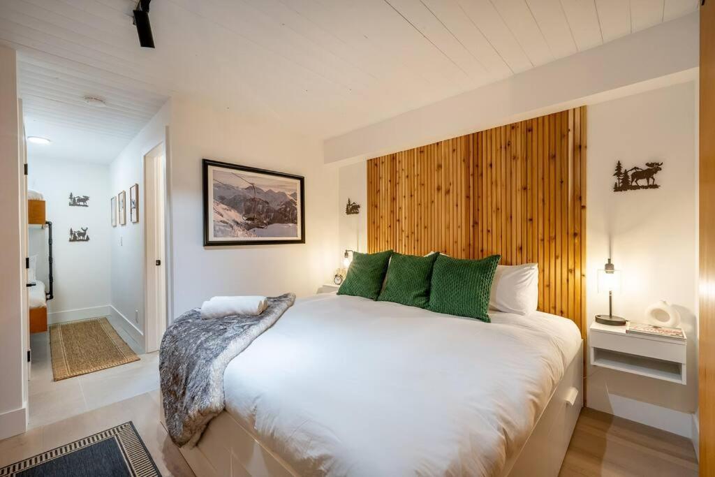 Powder & Pines Luxury Suite Γουίστλερ Εξωτερικό φωτογραφία