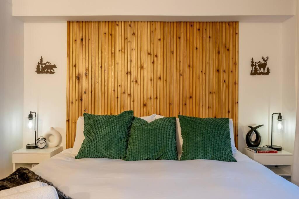 Powder & Pines Luxury Suite Γουίστλερ Εξωτερικό φωτογραφία